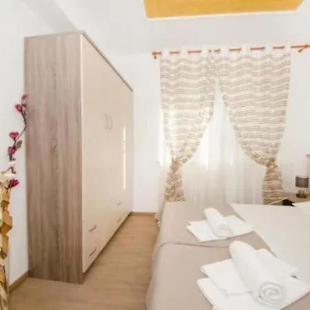 Apartamento Mia St - A3 *